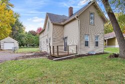 Pre-foreclosure in  COUNTY ROAD B E Saint Paul, MN 55109