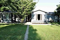 Pre-foreclosure Listing in WOODRUFF PL MULBERRY, IN 46058