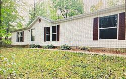 Pre-foreclosure Listing in S POPLAR DR WARSAW, IN 46580