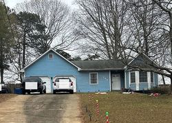 Pre-foreclosure in  FARMBROOK TRL Stockbridge, GA 30281