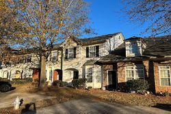 Pre-foreclosure in  GLEN VIEW WAY Hampton, GA 30228