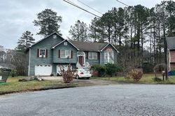 Pre-foreclosure in  BOULDER SPRINGS CV Ellenwood, GA 30294