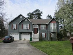 Pre-foreclosure in  BOULDER SPRINGS CV Ellenwood, GA 30294
