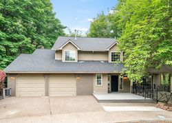 Pre-foreclosure in  PARK FOREST CT Lake Oswego, OR 97034