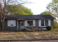 Pre-foreclosure in  5TH AVE N Columbus, MS 39701