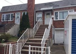 Pre-foreclosure Listing in 7TH AVE COLLEGE POINT, NY 11356
