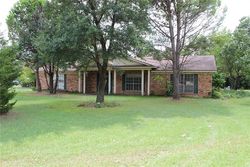 Pre-foreclosure in  W SUBLETT RD Arlington, TX 76017