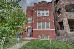 Pre-foreclosure in  S VERNON AVE Chicago, IL 60637