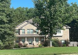 Pre-foreclosure in  BERKELEY WAY Hampton, GA 30228