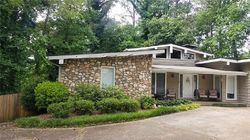 Pre-foreclosure in  SHALLOW CREEK LN Douglasville, GA 30135