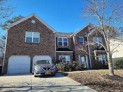 Pre-foreclosure in  LANDINGS NORTH DR Atlanta, GA 30331