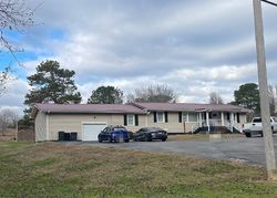 Pre-foreclosure in  CORINTH RD La Fayette, GA 30728