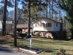 Pre-foreclosure in  GRAYSON DR Riverdale, GA 30296