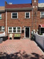 Pre-foreclosure in  THROGGS NECK EXPY Bronx, NY 10465