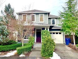 Pre-foreclosure in  219TH PL SE Bothell, WA 98021