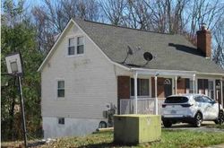 Pre-foreclosure in  KINGSWELL DR Woodbridge, VA 22193
