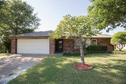 Pre-foreclosure in  E 101ST ST N Owasso, OK 74055