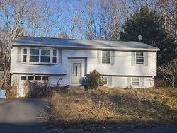 Pre-foreclosure in  DORIS ST Derry, NH 03038