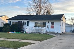 Pre-foreclosure in  KATHRYN ST Garden City, MI 48135