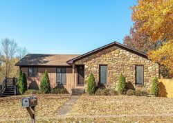 Pre-foreclosure in  STONE BLUFF RD Louisville, KY 40291