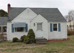 Pre-foreclosure Listing in PARKVIEW DR PLANTSVILLE, CT 06479