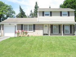 Pre-foreclosure in  GEORGETOWN DR Lancaster, PA 17601