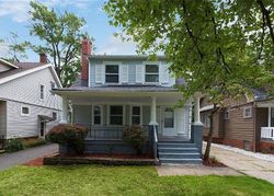 Pre-foreclosure in  SUMMIT PARK RD Cleveland, OH 44121