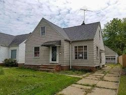 Pre-foreclosure in  FORESTVIEW AVE Euclid, OH 44132