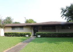 Pre-foreclosure in  24TH AVE N Texas City, TX 77590