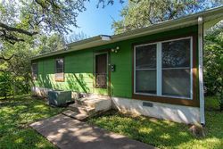 Pre-foreclosure in  GOLIAD LN Austin, TX 78745
