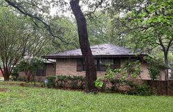 Pre-foreclosure in  RAVENWOOD DR Grand Prairie, TX 75050