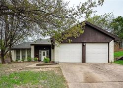 Pre-foreclosure in  BROOKHAVEN TRL Fort Worth, TX 76133