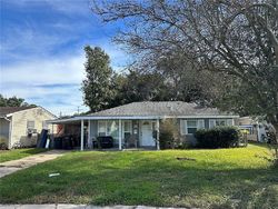 Pre-foreclosure in  LANG ST New Orleans, LA 70131