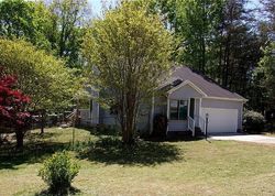 Pre-foreclosure in  S CASTLEVIEW RD Salisbury, NC 28146