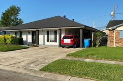 Pre-foreclosure in  TURTLE CREEK LN Saint Rose, LA 70087
