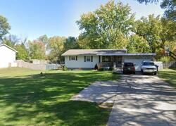  E Hilltop Ct, Lowell IN