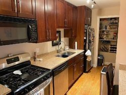 Pre-foreclosure in  W MELROSE ST  Chicago, IL 60657