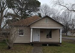 Pre-foreclosure in  S MCCLELLAND ST West Frankfort, IL 62896