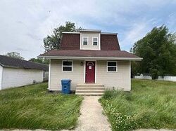Pre-foreclosure in  N MAIN ST Morocco, IN 47963