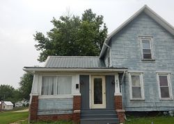 Pre-foreclosure in  N ELM ST Kewanee, IL 61443