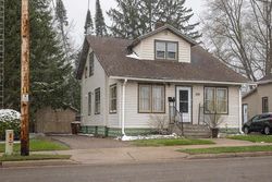 Pre-foreclosure in  4TH AVE Stevens Point, WI 54481