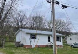 Pre-foreclosure Listing in MEADOWBROOK DR WOODBURY, TN 37190