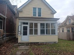 Pre-foreclosure in  4TH ST E Saint Paul, MN 55106