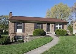 Pre-foreclosure in  EASTLAND DR Ft Mitchell, KY 41017