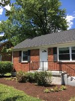 Pre-foreclosure in  SUSAN LN Louisville, KY 40229