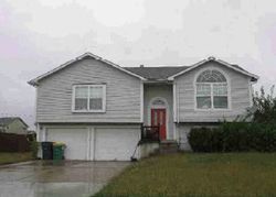 Pre-foreclosure Listing in HEATHER KNOLL DR EDGERTON, KS 66021