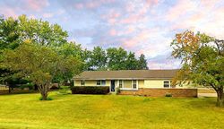 Pre-foreclosure in  LAWSON DR Machesney Park, IL 61115