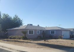 Pre-foreclosure in  W BELLEVIEW AVE Porterville, CA 93257