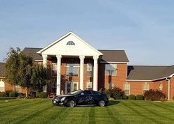 Pre-foreclosure in  HARTMAN LN Belleville, IL 62221