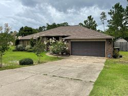 Pre-foreclosure in  CORNER CREEK RD Crestview, FL 32536